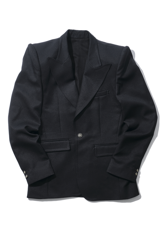29-ShowPiece / PEAKED SHOULDER BLAZER
