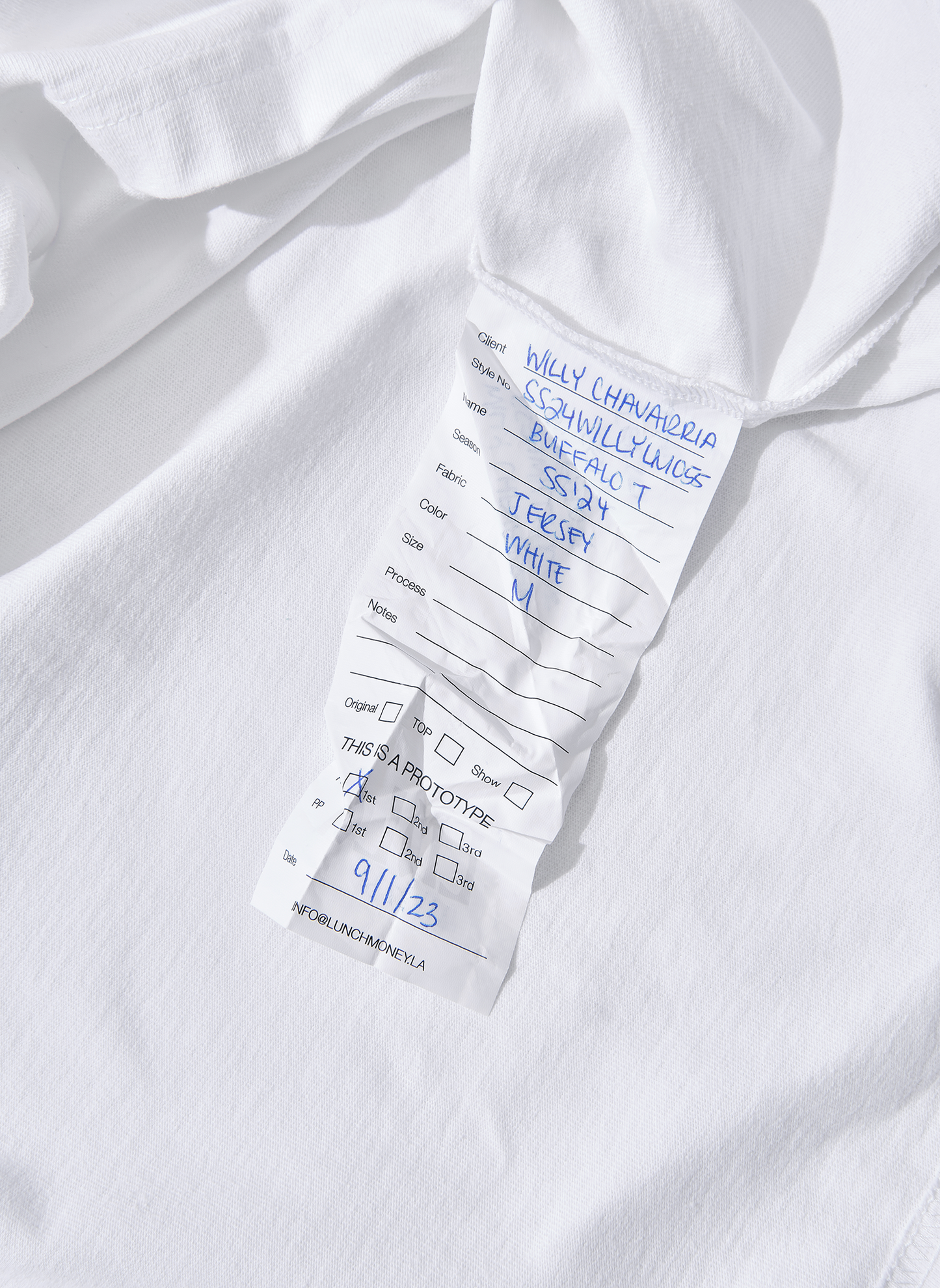 11-ShowPiece / BUFFALO TEE (USA)