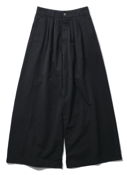 25-ShowPiece / MUDFLAPS TROUSERS