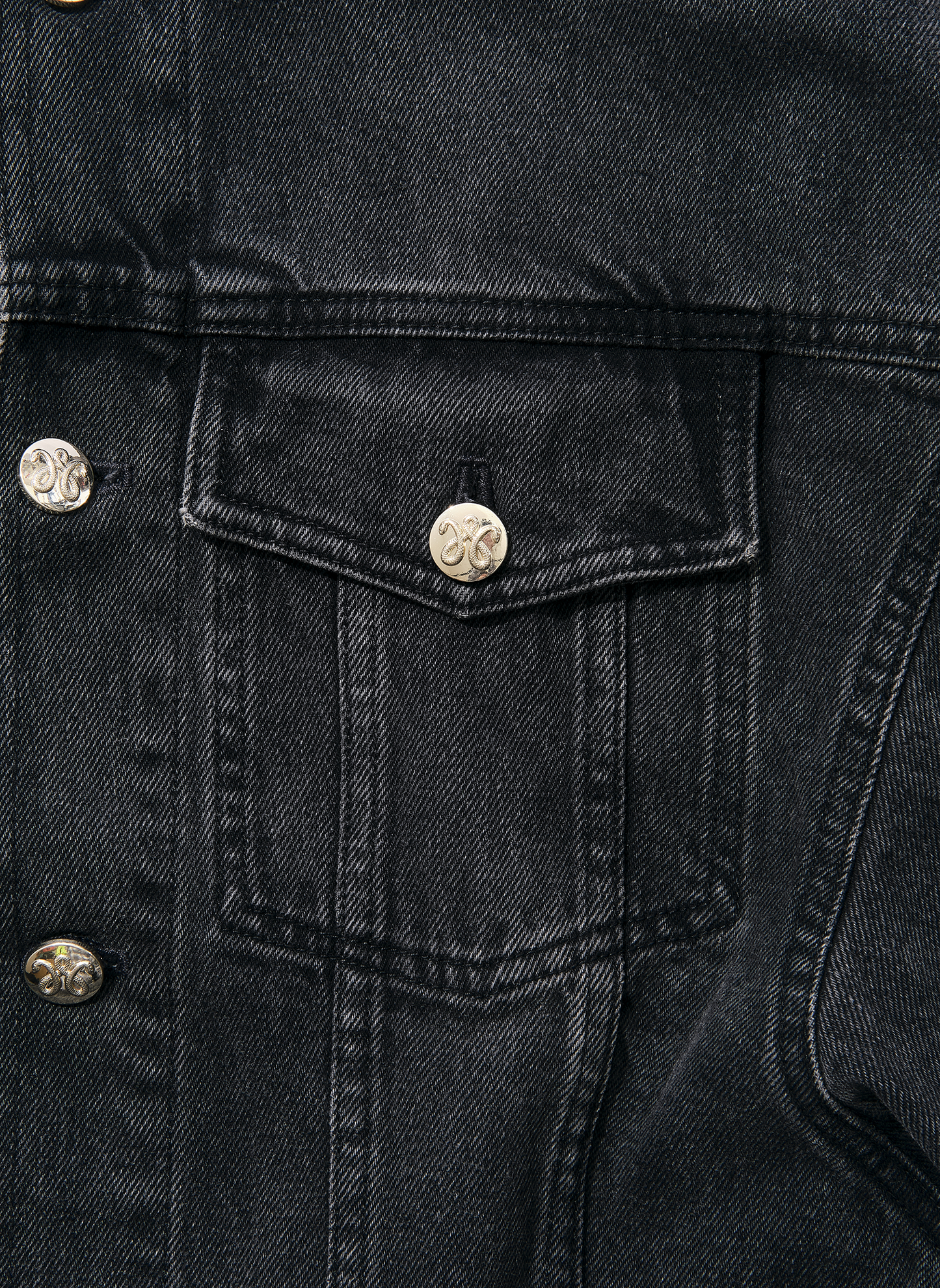 34-ShowPiece / BIG CHACHI TRUCKER